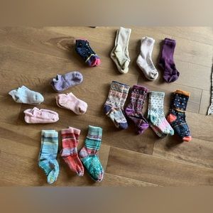 Bombas Youth Size Bundle of 15 Socks